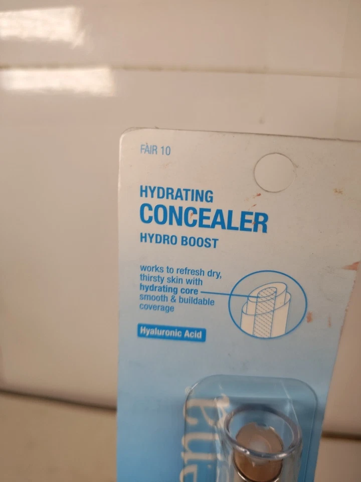 Neutrogena Hydro Boost Hydrating Concealer, Fair 10 0.12 oz - Image 2 of 4