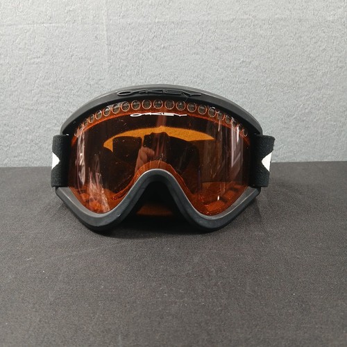 Oakley O2 Matte Ski Snowboarding Goggles Black Frames Orange Lens ...