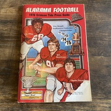 1976 ALABAMA FOOTBALL MEDIA GUIDE / BEAR BRYANT / OZZIE NEWSOME / ROLL TIDE