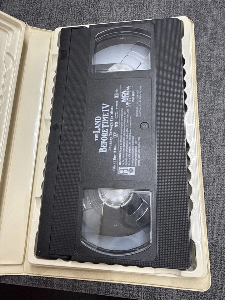 The Land Before Time IV: Journey Through the Mists (VHS, 1996, Clamshell) - Image 3 of 3