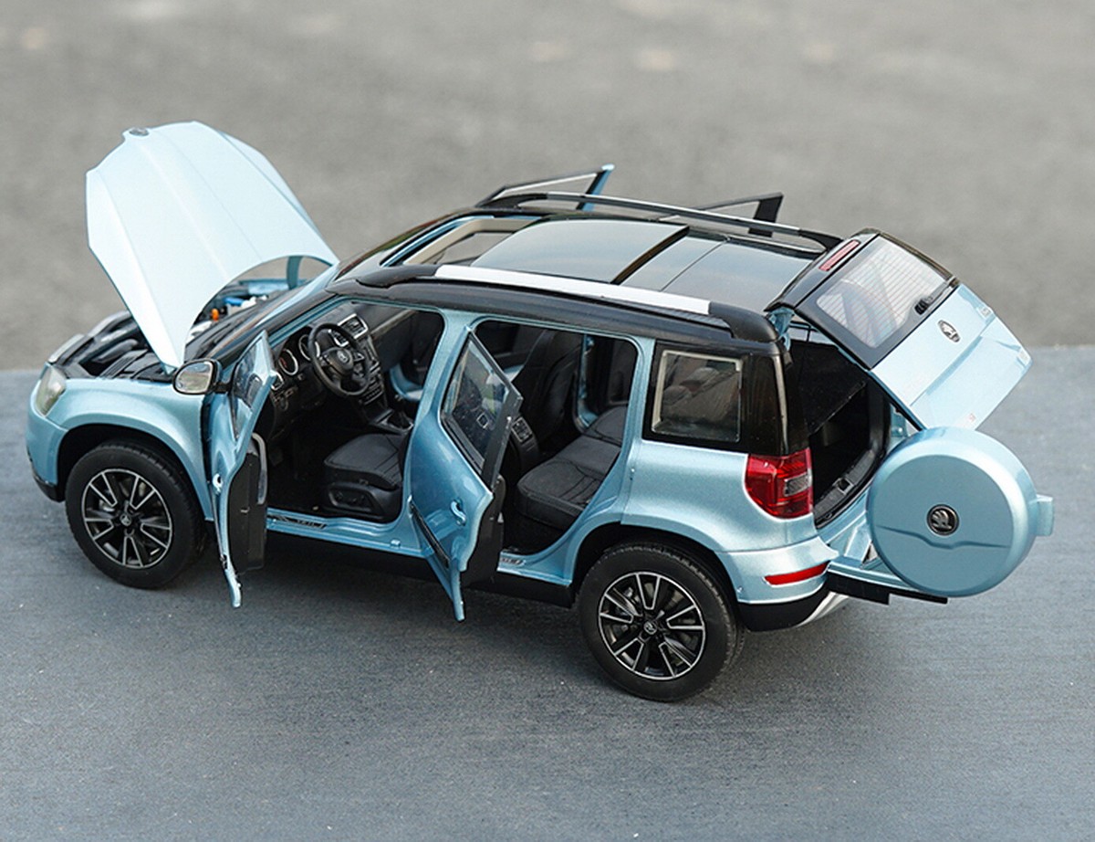1/18 シュコダ Yeti 1/18 Scale VW Skoda Yeti SUV Blue Diecast Car Model