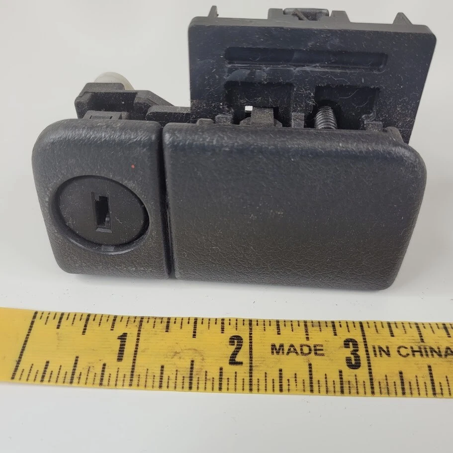 2002-2003 Mazda Protege5 Glove Box Latch Black with Screws NO KEY OEM - Image 3 of 4