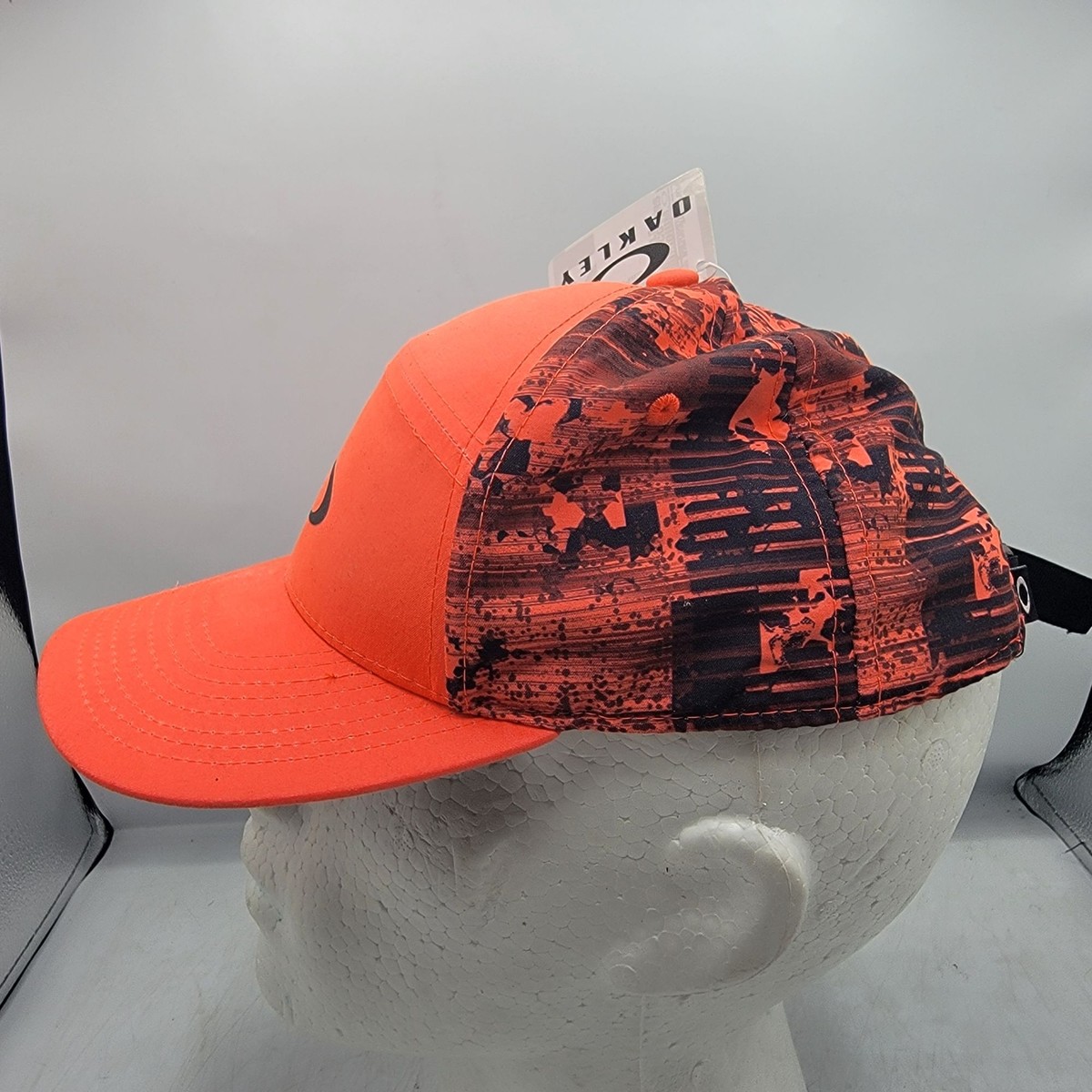 Oakley Shade Me Adjustable Hat Orange Athletic Adjustable Lightweight Casual Oakley Shade Me Adjustable Hat Orange Athletic Adjustable  main image 4