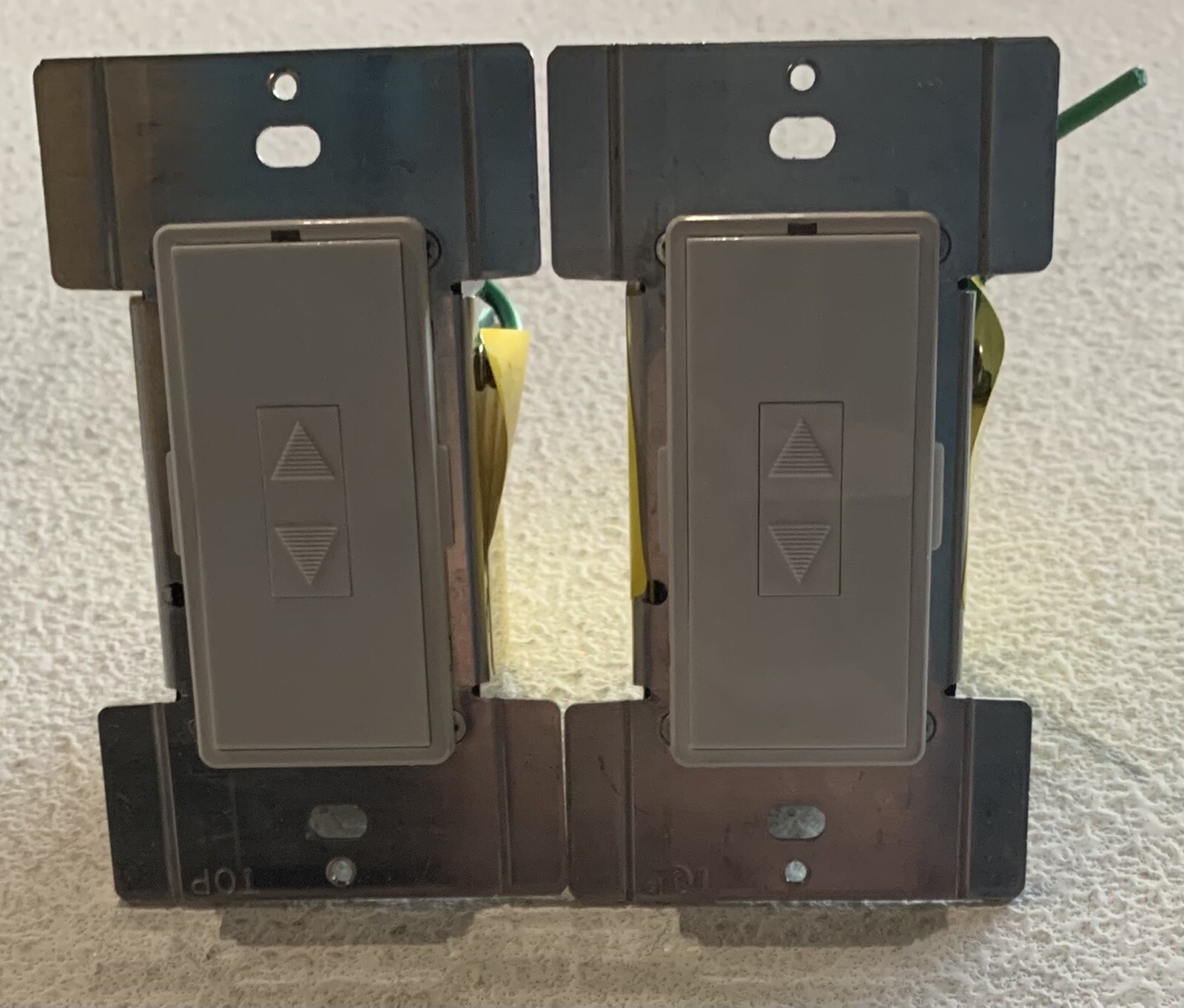 (3) New (Open Box) Leviton Home Controls One Addresses 2 Way HCC1D1TW