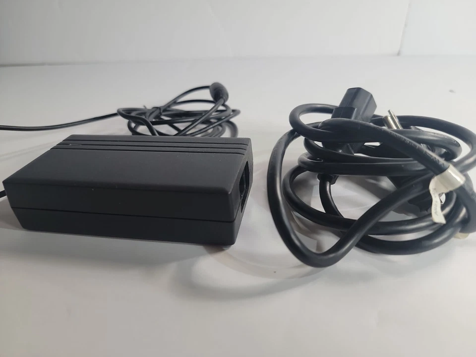 Genuine Samsung AC Adapter 14V 3.0A Model AD-4214N OEM For Samsung, Dell, Or IBM - Imagem 3 de 3