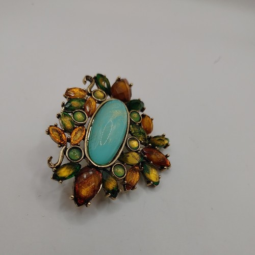VTG PIN/BROOCH Signed L C blue center stone multi color surrounding - Picture 2 of 8