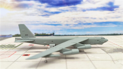 GeminiJets USAF FOR BOEING B-52H 60-0034 Stratofortress 1