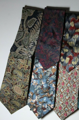 12 Men's Silk Neck Tie Collection Lot ~ Halston , Floral, Emillio Cavallini - Picture 2 of 7
