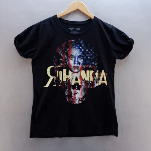 Shakira T Shirt Medium Black Hard Rock Cafe Artist Spotlight Band Music - Picture 1 of 9