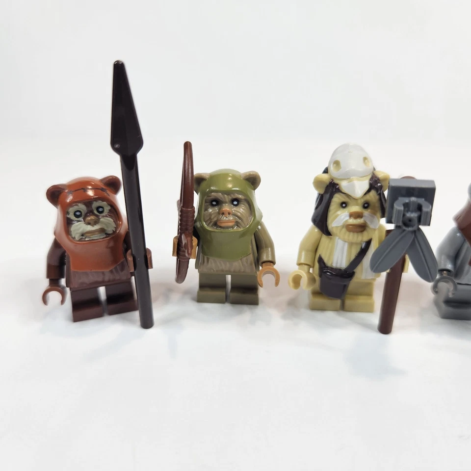 LEGO Star Wars Ewok Village 10236 Ewok Minifigura Lote de 5 Con Accesorios Foto 2 de 4