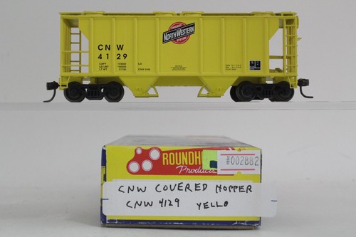 Tolva cubierta de dos bahías Roundhouse escala HO Chicago y North Western CNW #4129 | Condition: Used