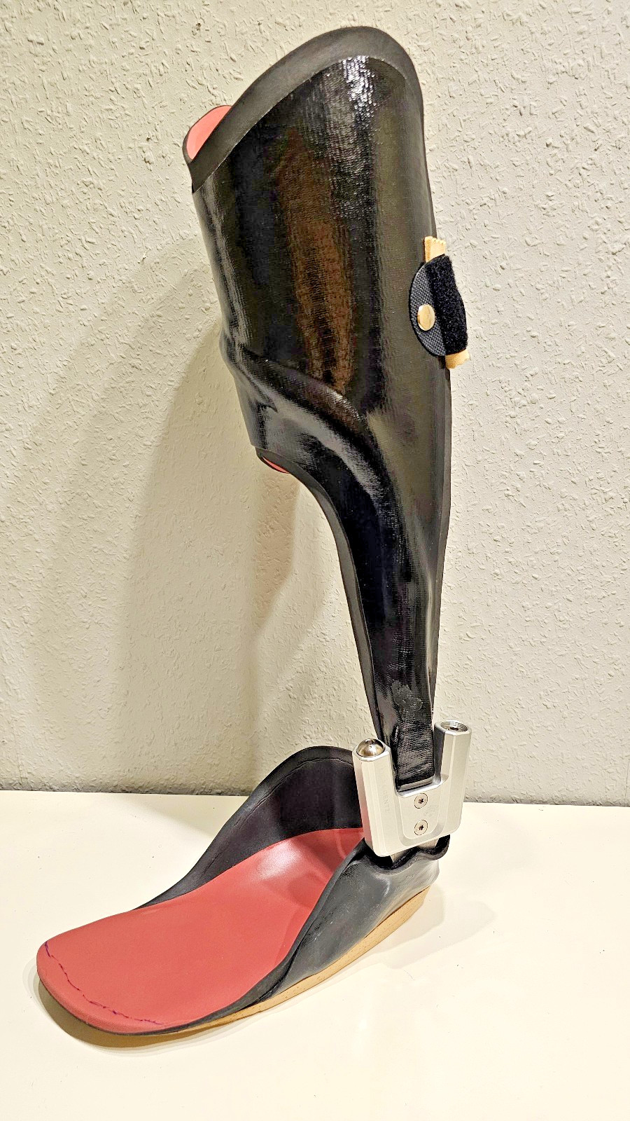 AFO Orthese Unterschenkelorthese links Fußlänge ~28cm Gr.43/44 für kräfiges Bein