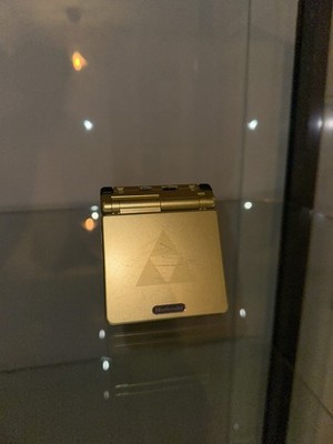 Nintendo Game Boy Advance SP Zelda Edition, Gold, Inkl. Ladekabel Gameboy