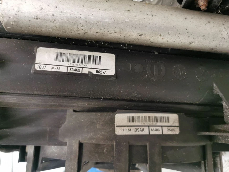 Chrysler 300 - 300C 2007 Diesel Wasserkühler Kühlerdpaket 04598001AG FAU13081 - Image 2 of 4