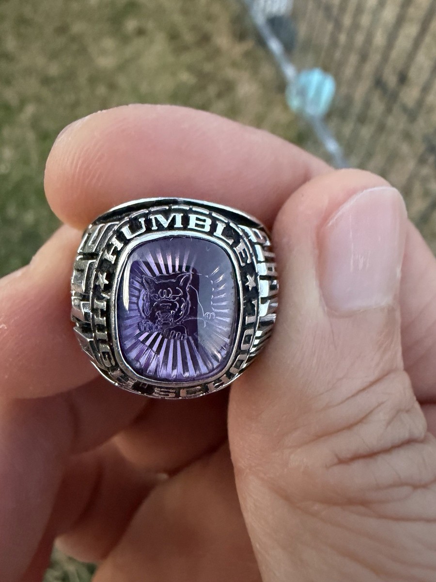 Humble High School Class Ring View 2