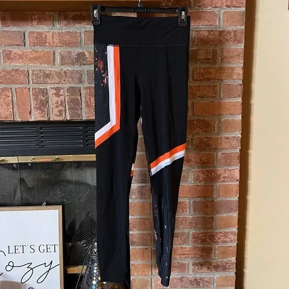 sweaty-betty zero gravity 7/8 run glitch pattern leggings