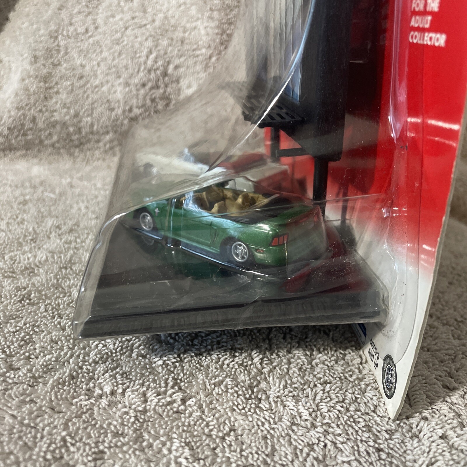 Johnny Lightning Yesterday & Today -  1964 1/2 Mustang and 2001 Mustang 1:64 NIP