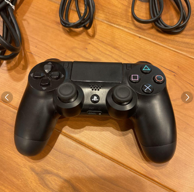 Sony PlayStation 4 Original PS4 CUH-1100A 500GB Jet Black Set 