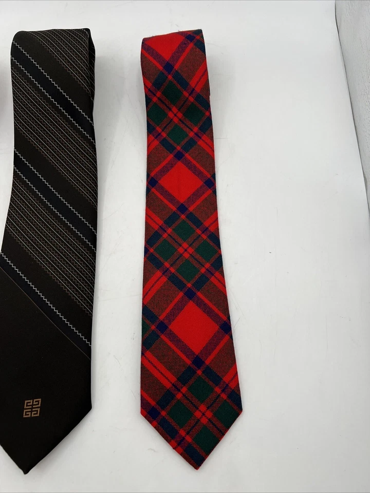 Lote de 3 gravatas masculinas vintage designer Hugo Boss, Givenchy Paris, Mackintosh - Imagem 4 de 4