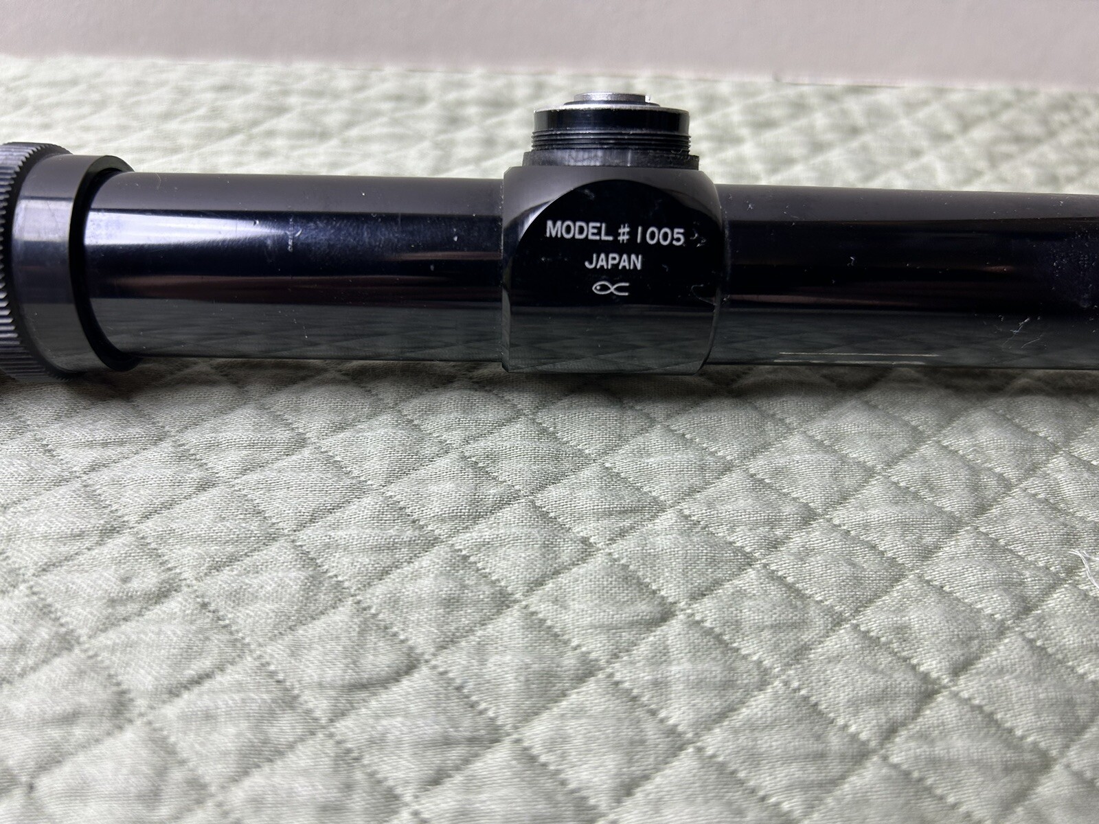 Simmons 2.5x32 Scope Model 1005 JAPAN Missing Turret Caps Nice Vintage