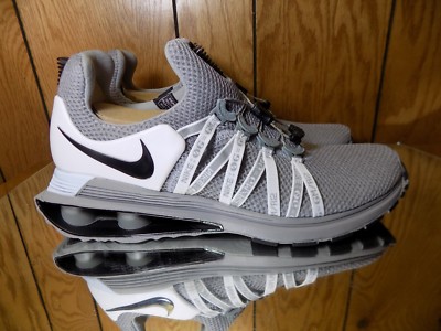 nike shox gravity wolf grey