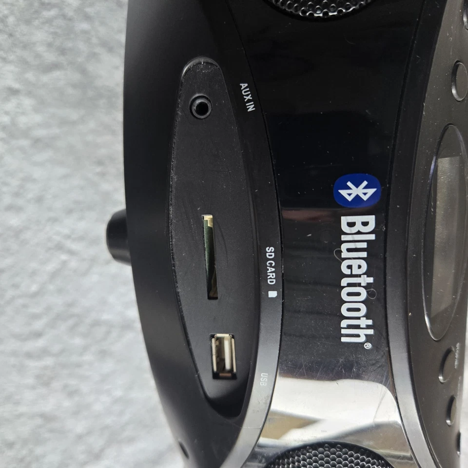 Axess PBBT2702: Thunder Blast Mp3Bluetooth portátil, USB, como cartão, entrada auxiliar, preto - Imagem 3 de 4