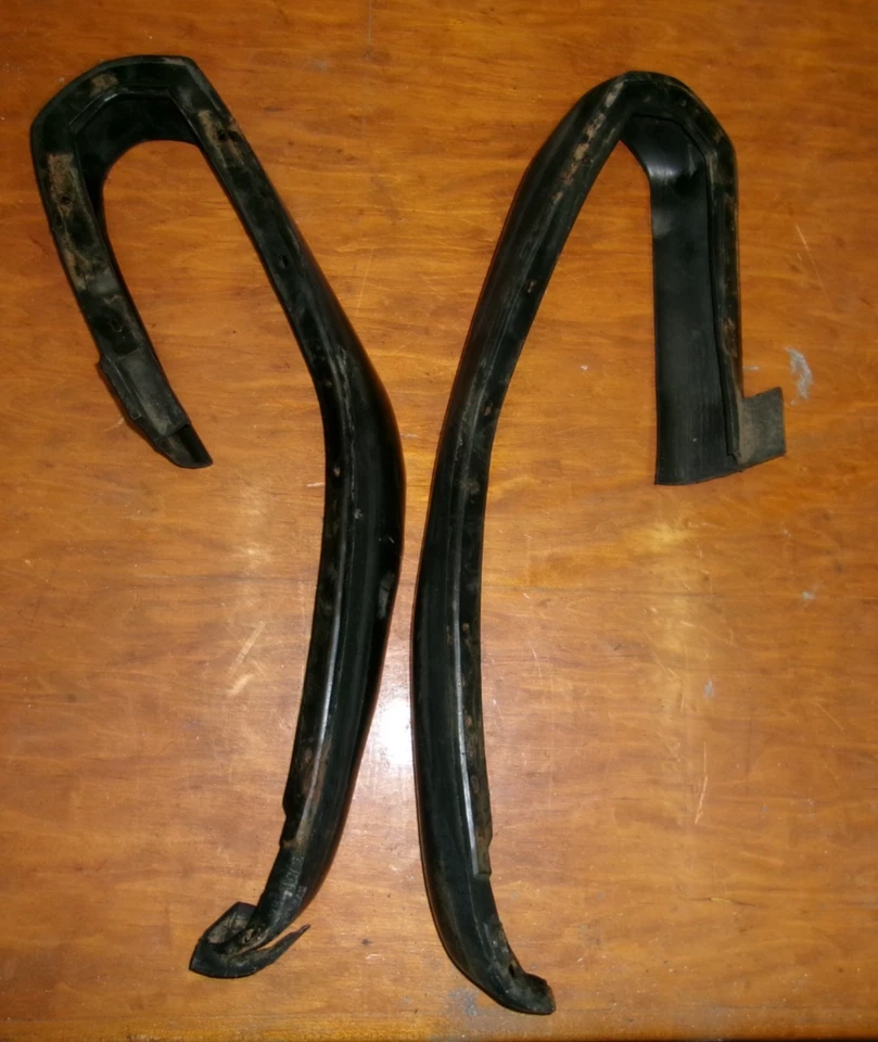 1964 Cadillac Rear Bumper End Right + Left Black Rubber Fillers to Rear Quarter - Image 2 of 4