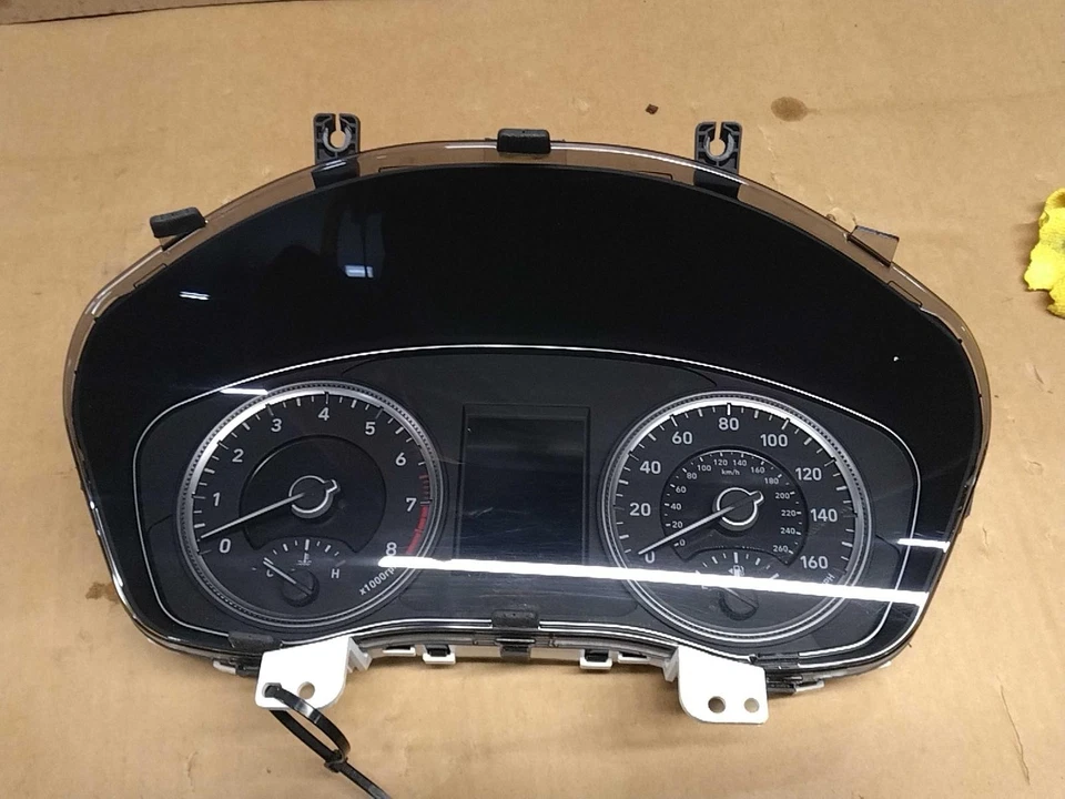 2019 Hyundai Santa Fe Speedometer Gauge OEM Grey 62K Miles NJ25-22067-551995 Foto 2 de 4