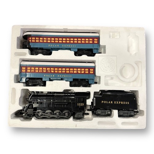 LIONEL 7-11022 Polar Express Battery Powered G-Gauge Train Set 2011 Read Video - Picture 3 of 22