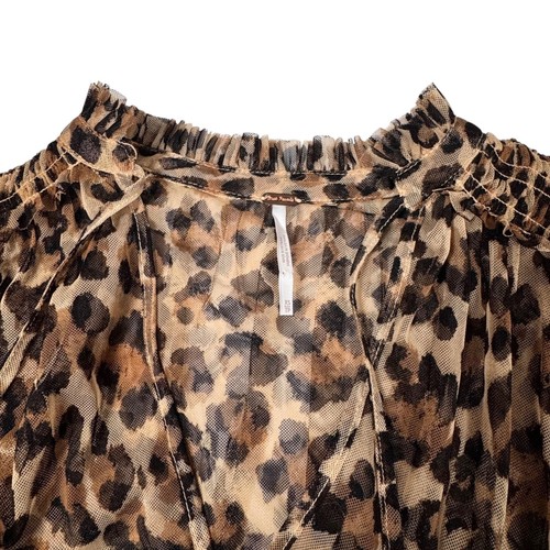 Top Twyla Free People stampa leopardata taglia XS maglia ritagliata volant affumicato mob moglie - Foto 6 di 13