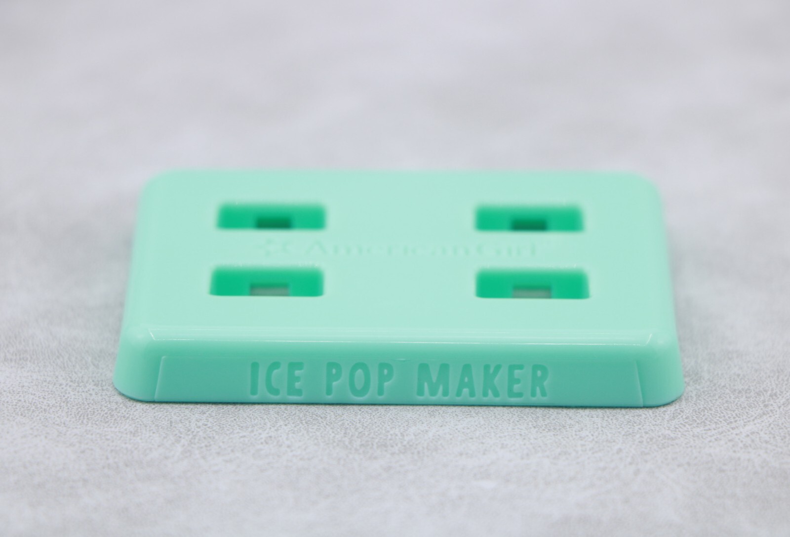 American Girl a Maker mold only for 18'' doll to make ice pops popsicles