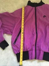 Nike Windbreaker Jacket Women s Medium Pink pattern 90s Full Zip Sports vintage