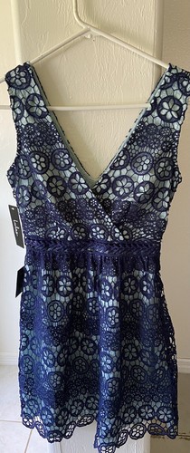 Lulu's Women's Forever My Love Crochet Lace Skater Dress size XS Navy Blue NWT - Afbeelding 2 van 8