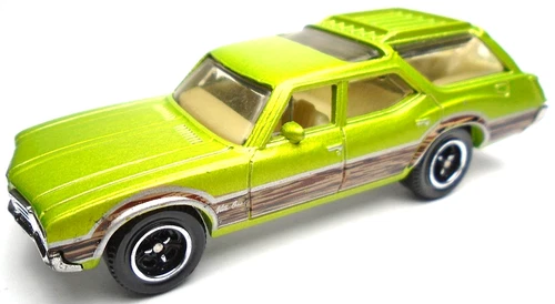 2009 MATCHBOX HERITAGE 1971 OLDSMOBILE VISTA CRUISER GREEN DIECAST 3" WAGON CAR