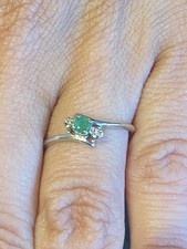 Gold 10k Emerald & Diamond Ring Size 5 Vintag...