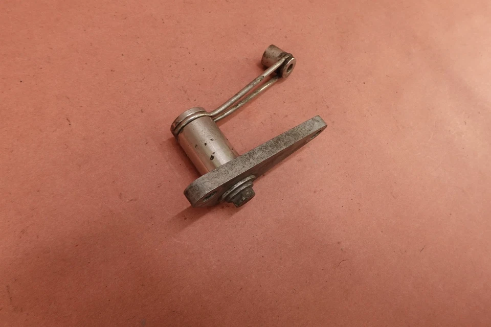 1999 - 2004 BMW K1200LT K1200 LT Exhaust Mounting Bracket - Image 3 of 4