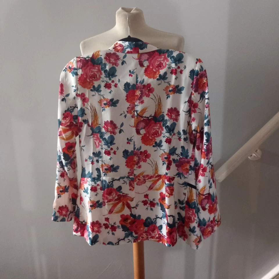 Women's Oasis Lightweight Pink red Floral Tailored Blazer Jacket Size UK 10 - Image 2 of 3