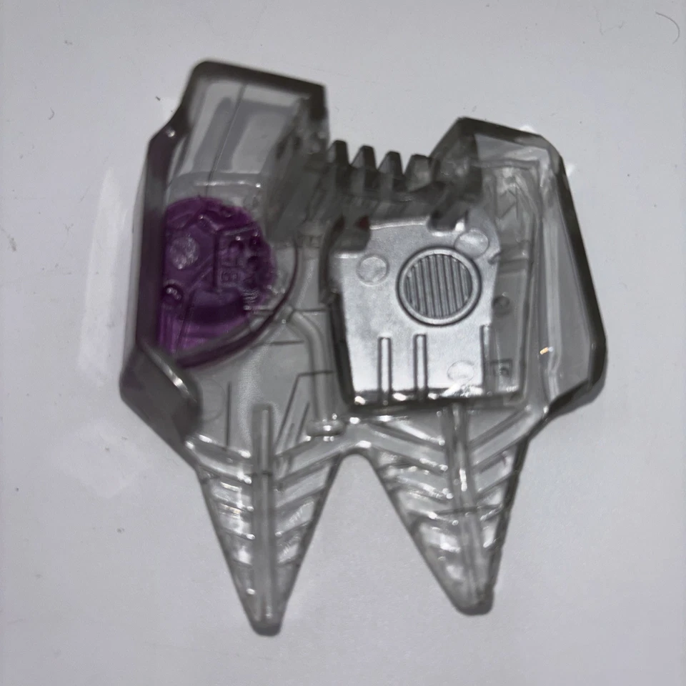 2003 Transformers Armada Unicorn Parts Lot - Chest and 1 Leg Cover Pieces! Rare! - Image 3 of 4