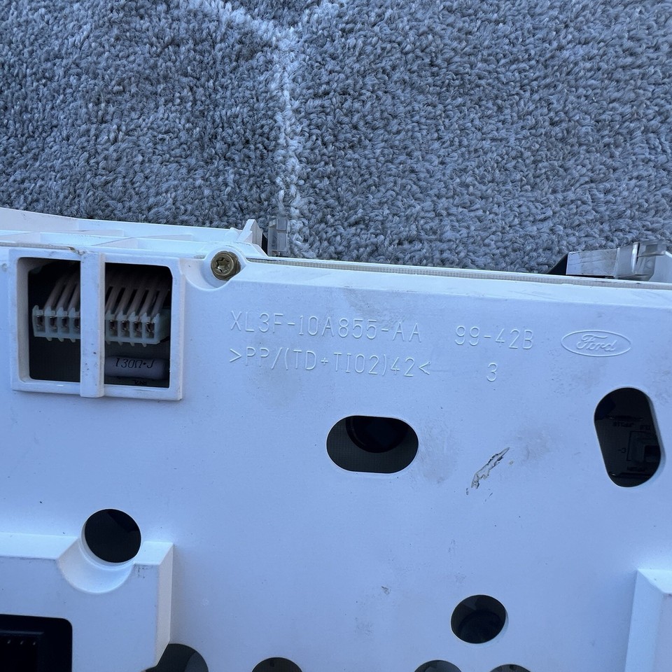 0204 Ford F250 F350 Diesel Instrument Gauge Cluster Speedometer XL3F