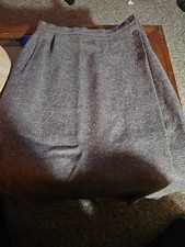 Vintage 1970s AUGUSTUS Women  s Wool Skirt Size 8