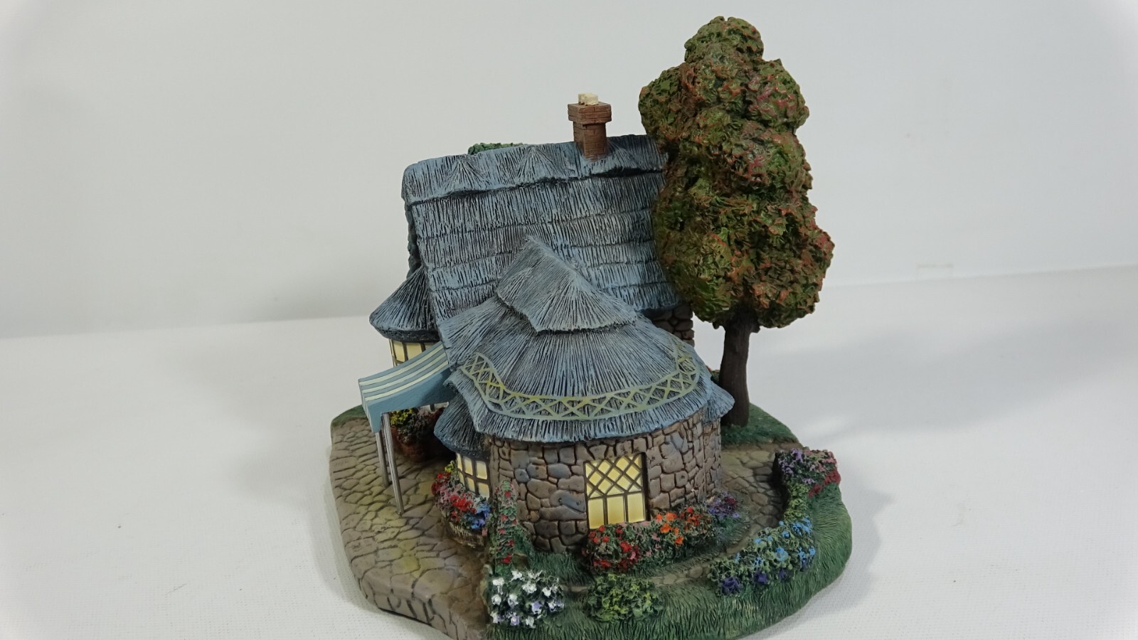 Picture 2 of 15