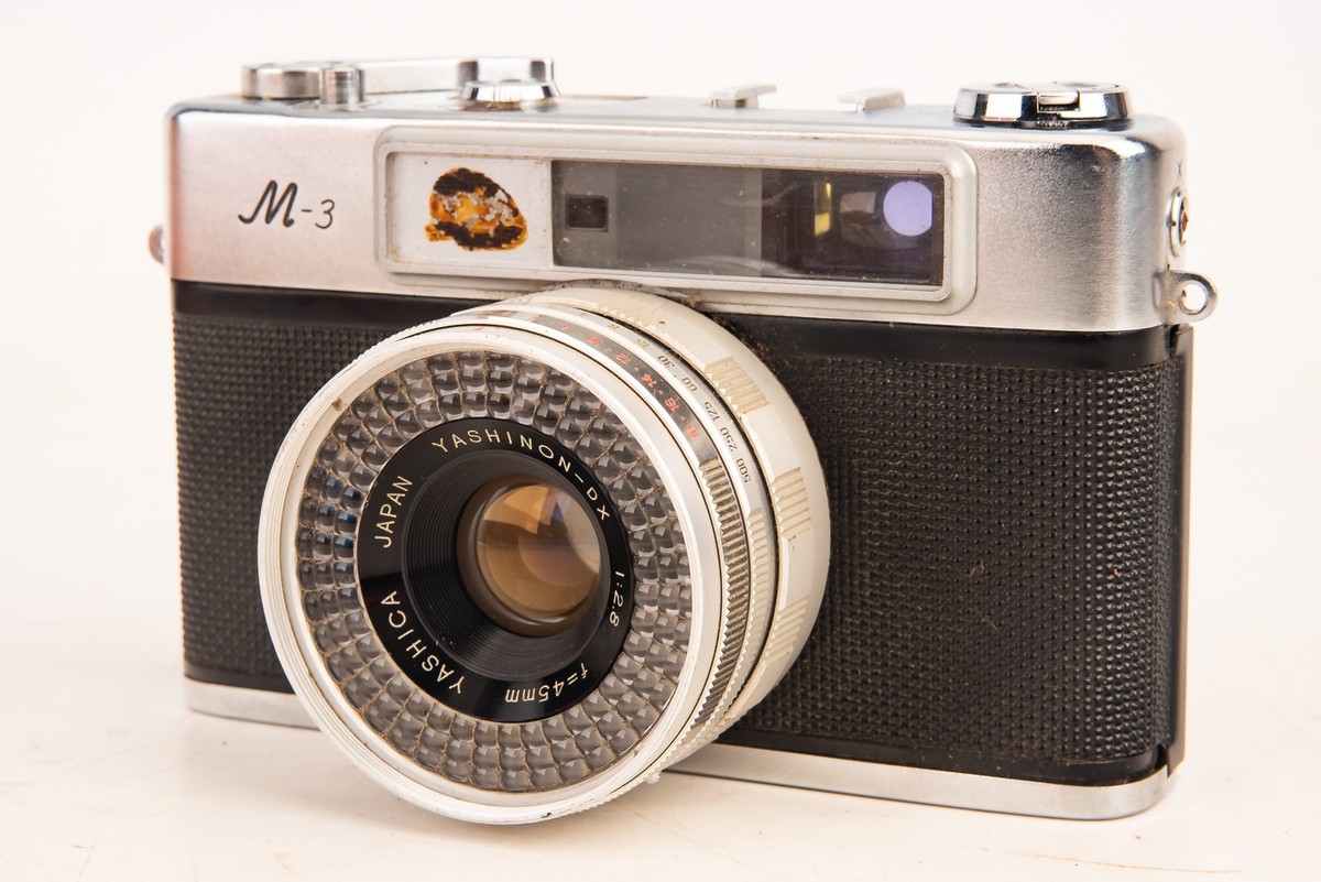 Yashica M-3 35mm Film Rangefinder Camera with Yashinon-DX 45mm Lens  V26