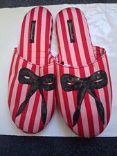 VICTORIA'S SECRET SIGNATURE M SATIN SLIPPERS RED PINK STRIPE PATTERN BLACK BOWS