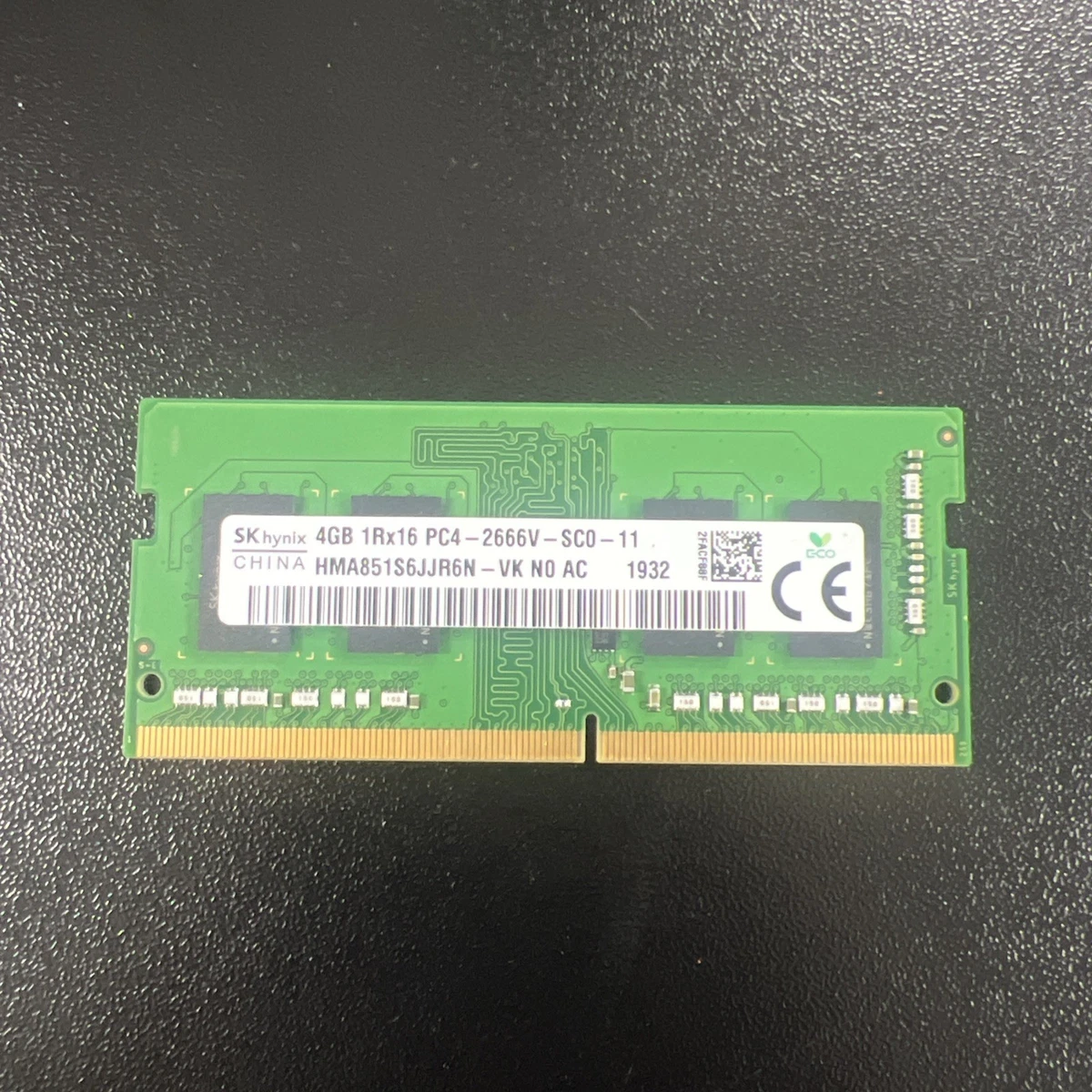 SK hynix Computer PC4-21300 (DDR4-2666) Bus Speed Memory (RAM) for