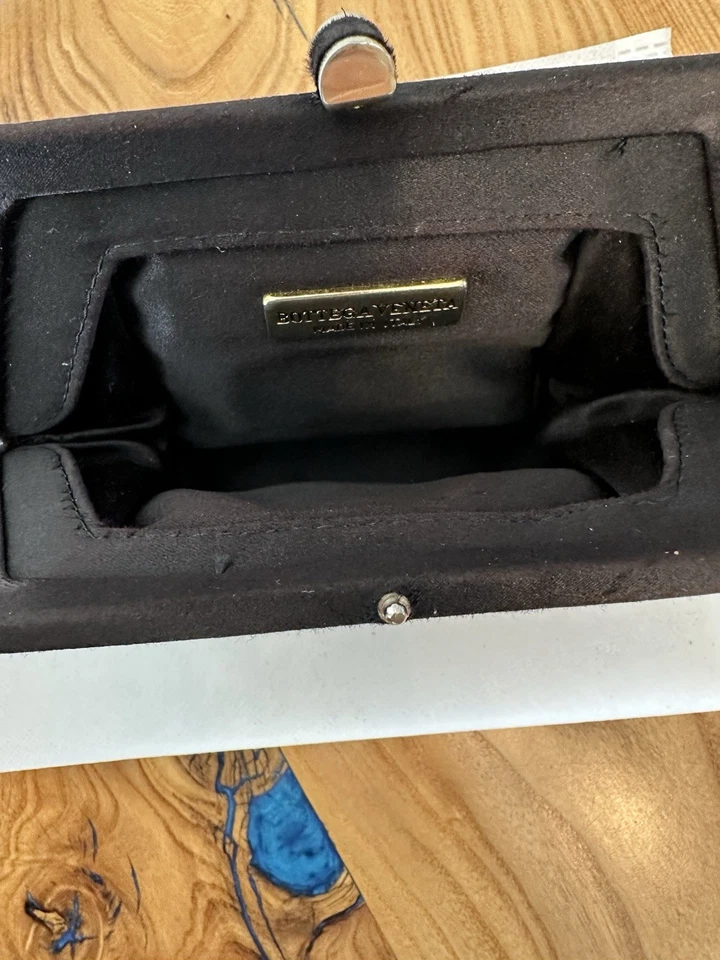 Auténtico Bolso de Mano Bottega Veneta Negro Intrecciato Marco Satinado - De Colección Italia Foto 4 de 4