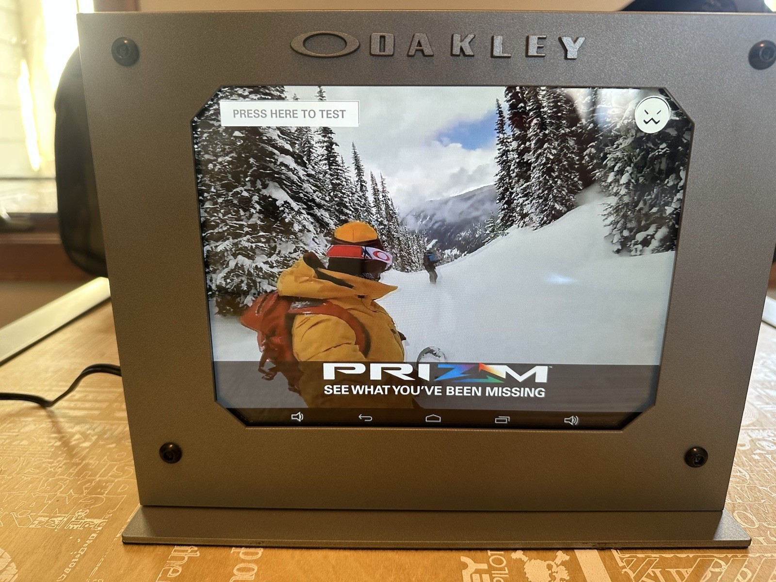 RARE Authentic Oakley PRIZM Digital Tower Tester Display Collector Item