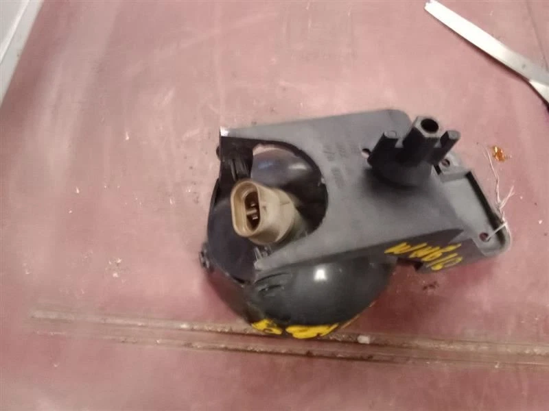 Luz de estacionamiento/esquina del conductor montada para parachoques antiniebla se adapta a 99-05 GRAND AM 54082 Foto 3 de 3