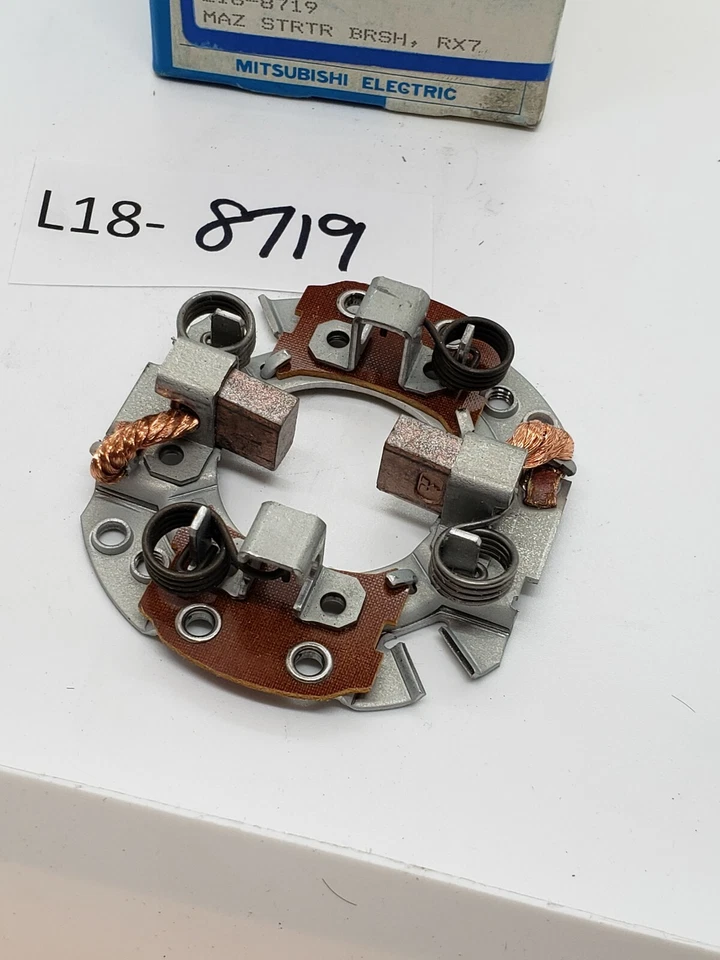 Conjunto de cepillo de arranque L18-8719 hecho en Japón apto para Mazda RX7 con transmisión automática Foto 2 de 2