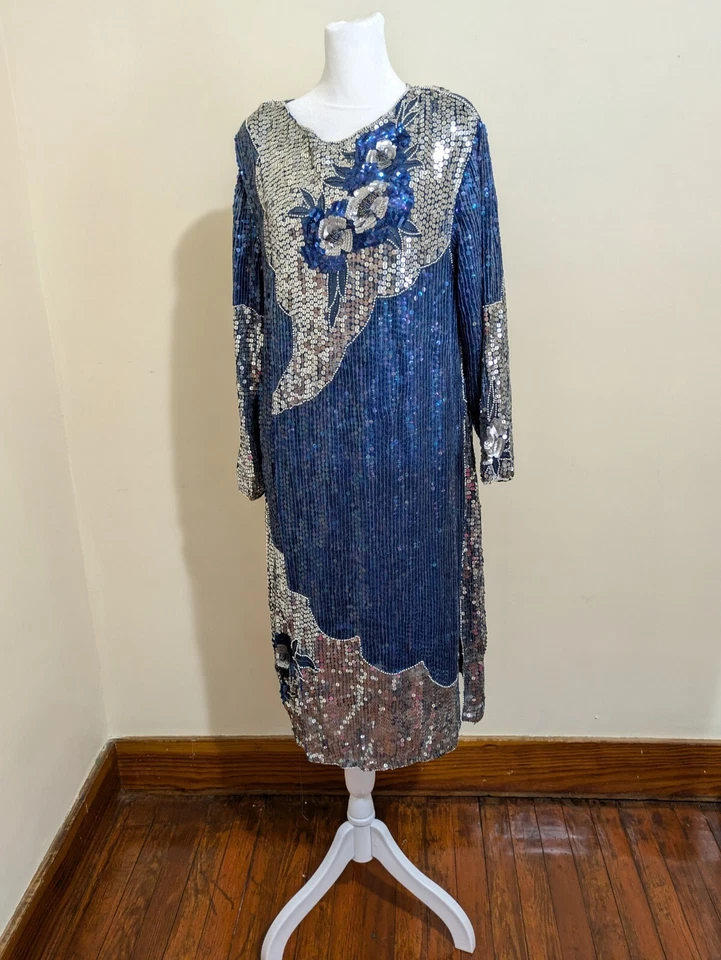 Vintage 80s Flapper Dress 8 Fully Sequined Prom Shift Party Flower Blue Costume - image 2 of 4
