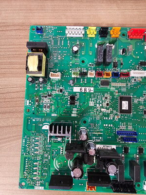 Carte PCB Daikin 2546101 Pour RXS85LVMA - Neuve, D'origine